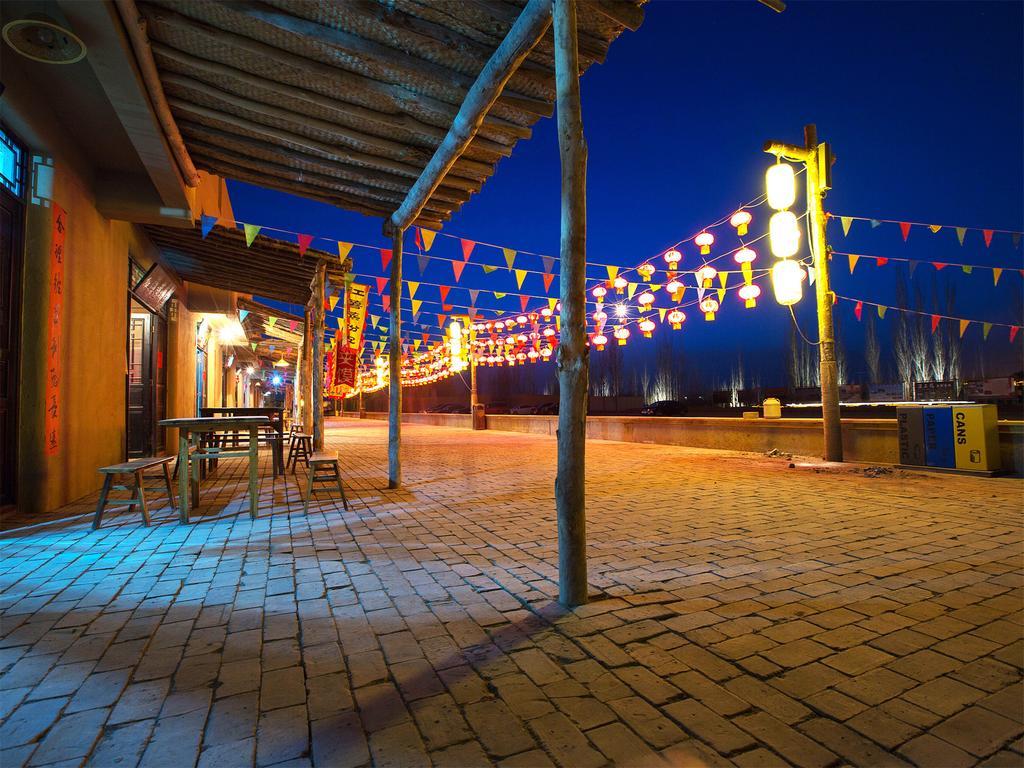 Dunhuang Silk Yododo Inn エクステリア 写真